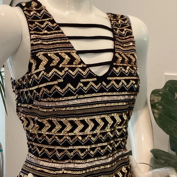 NWT GIANNI BINI GB BLACK AND GOLD SEQUENCE EMBELLISHED COCKTAIL DRESS SZ M - Picture 6 of 16